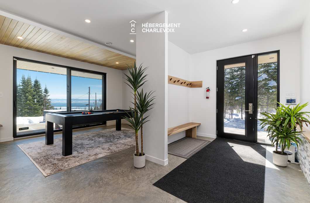 ALT-49 - Villa contemporaine offrant les splendeurs du St-Laurent!